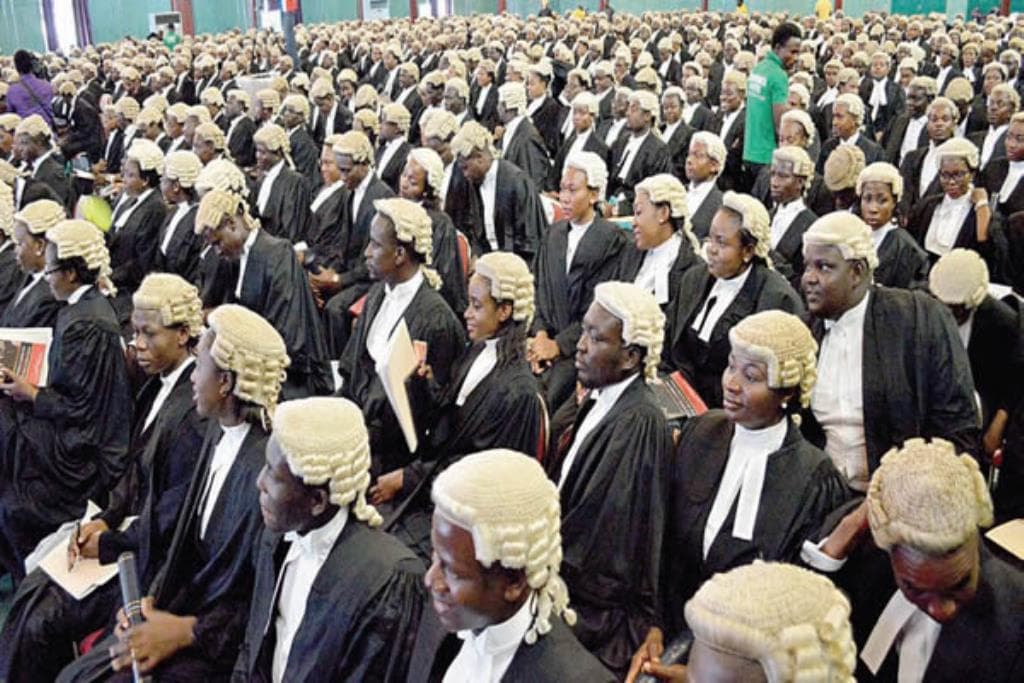 1,568 Lawyers Called to Ghana Bar as MPs and Journalists Join Profession