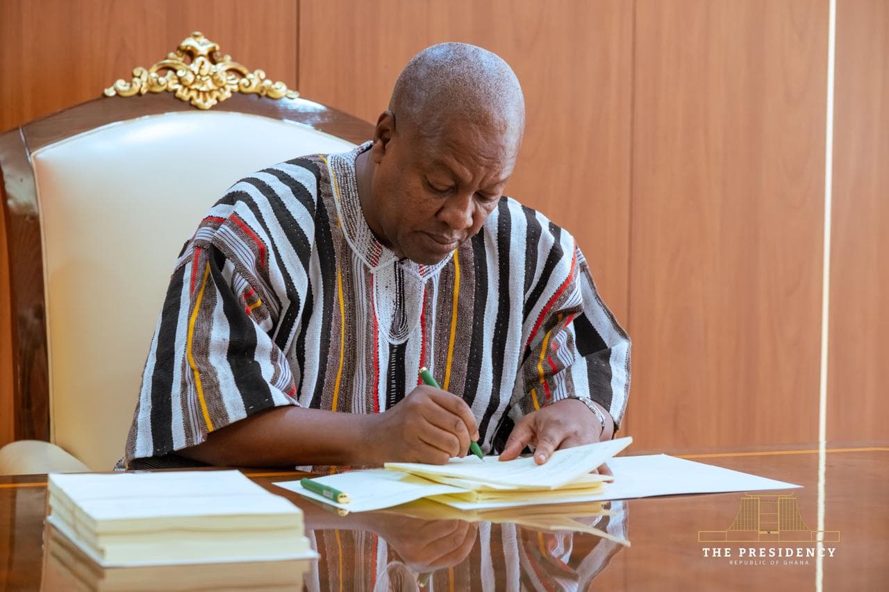 President Mahama reiterates Government’s commitment to end Double-Track SHS system