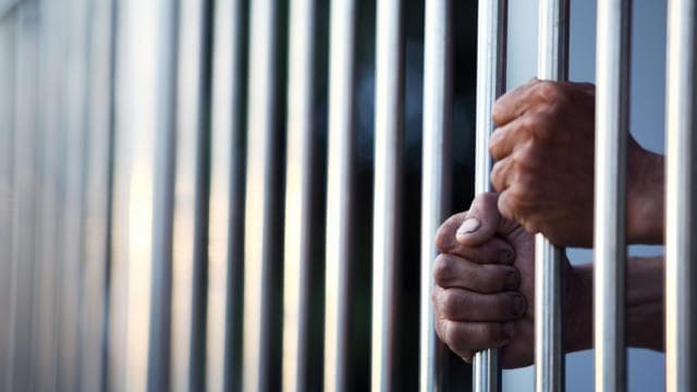 Court jails Bolt driver 25 years for robbery