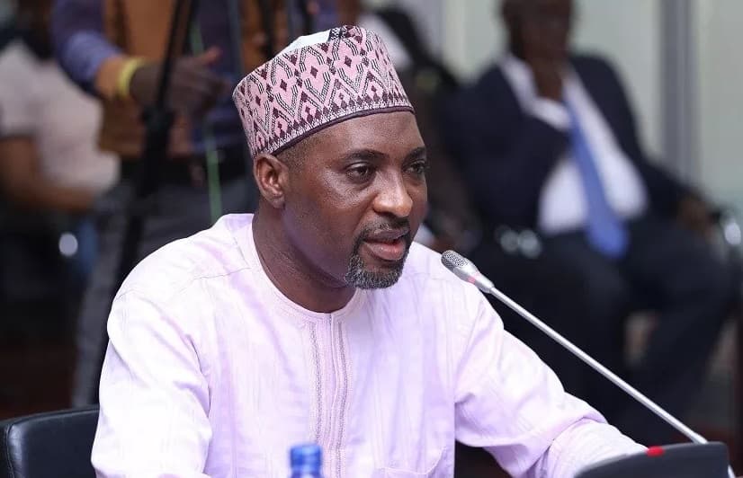 Interior Minister asks traditional authorities to enact, enforce anti-bushfire byelaws  