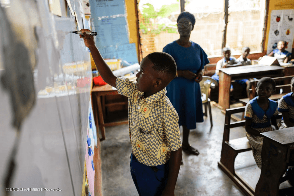Ministry of Education clarifies basic school language policy, says foreign languages will remain optional