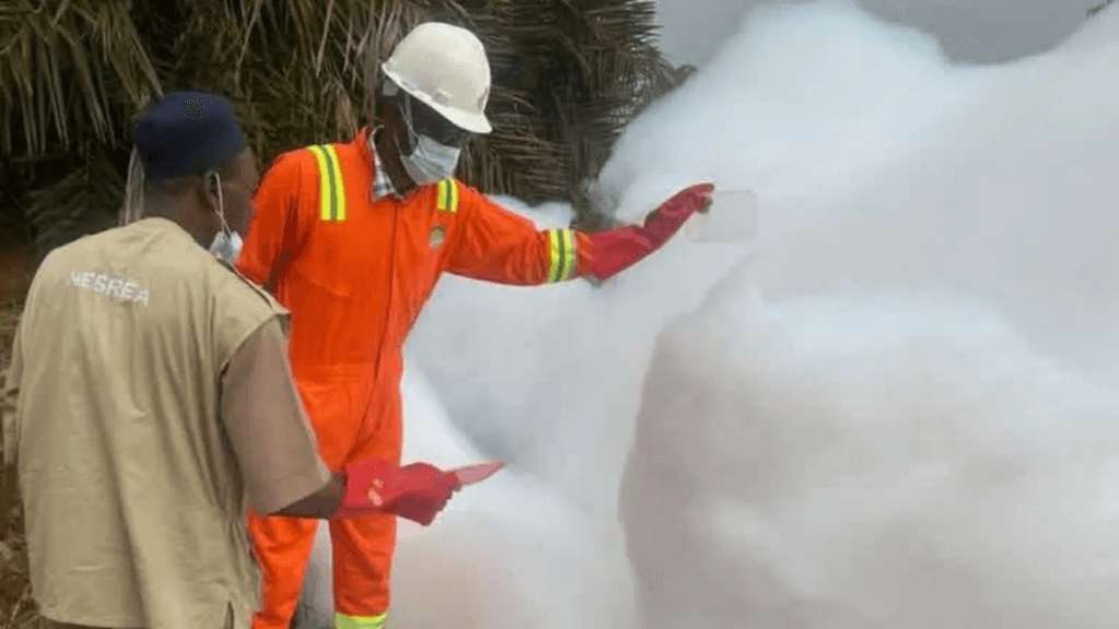 Mysterious white foam draws crowds on Nigerian highway