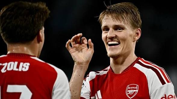 Martin Odegaard hits Arsenal winner to sink Napoli