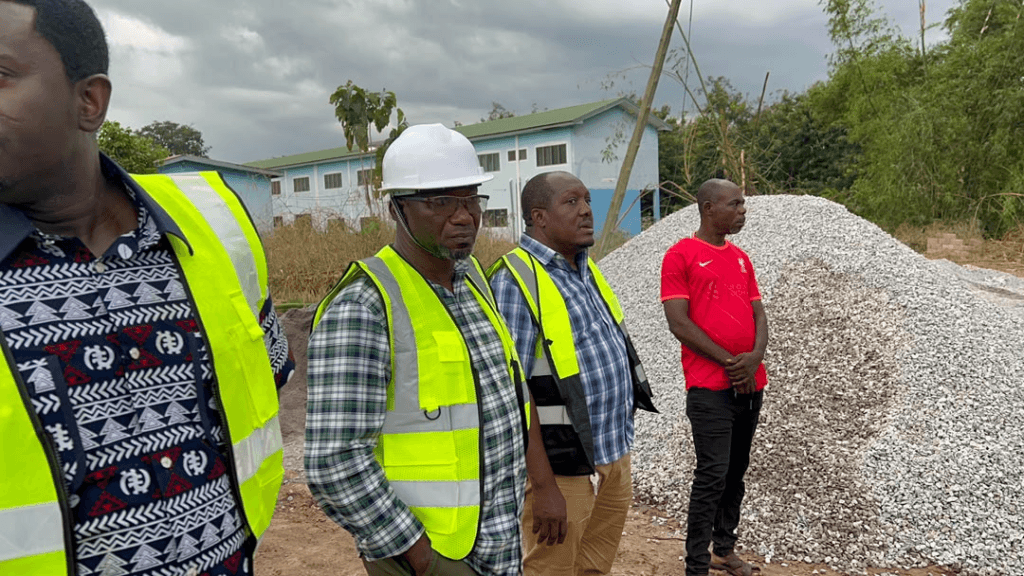 Ending double-track: Bono East Minister impressed with Yefri SHS project, unhappy with Busunya contractor