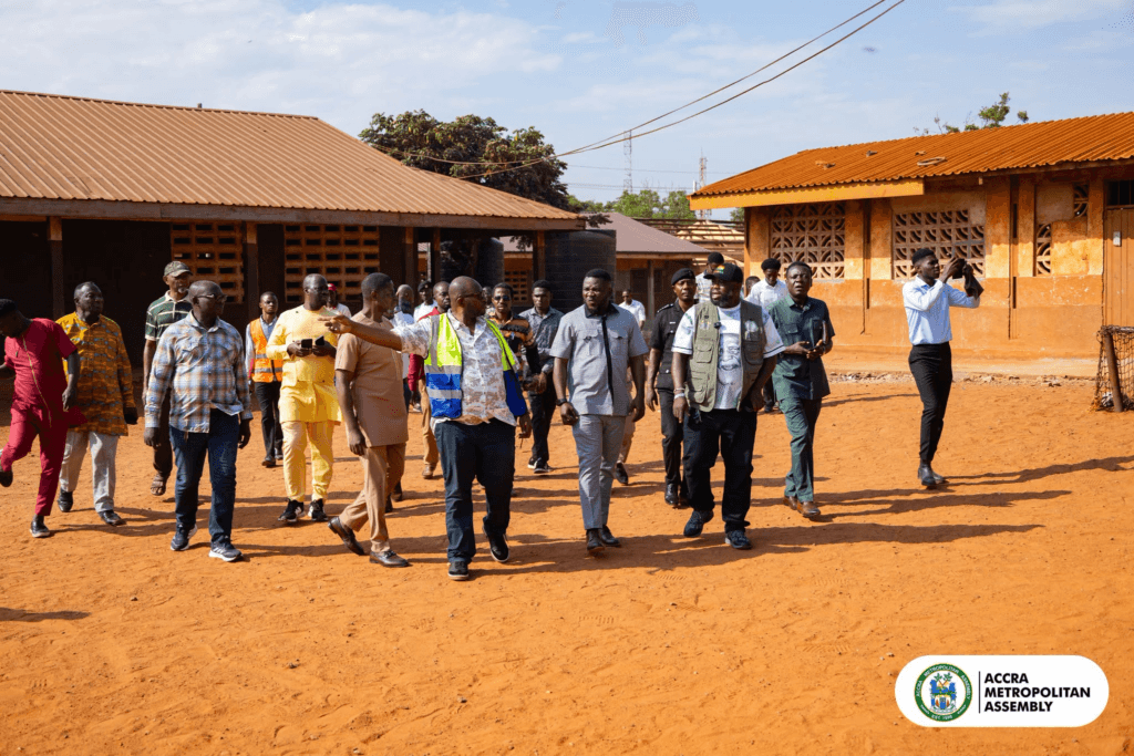 Accra Mayor inspects Aayalolo cluster, private basic school and announces additional works