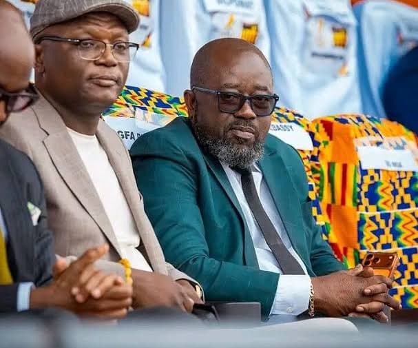 Black Stars: Building in the sinking sands