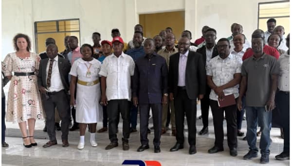 Ralph Poku-Adusei donates GH¢100,000 to Bekwai Municipal Hospital