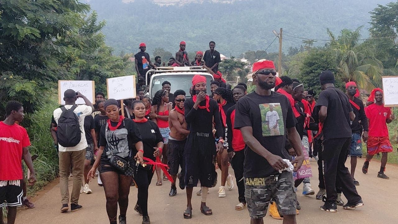 Akyem Hemang residents demonstrate over alleged military killing, demand justice