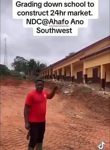 Gov’t stops Mankranso market project near school