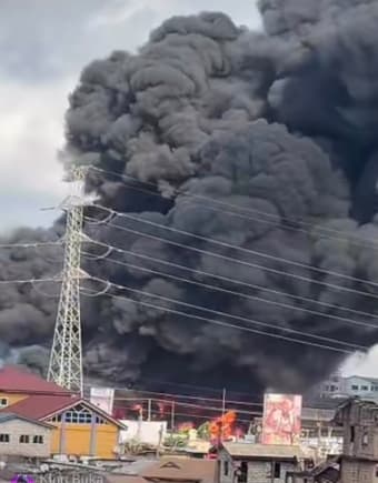 JUST IN: Fire outbreak at Avenor in Accra