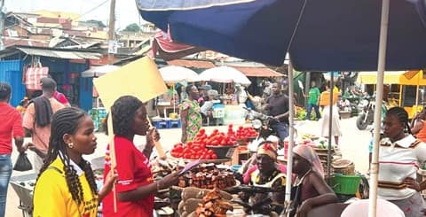Market traders urged to support food warning labels campaign